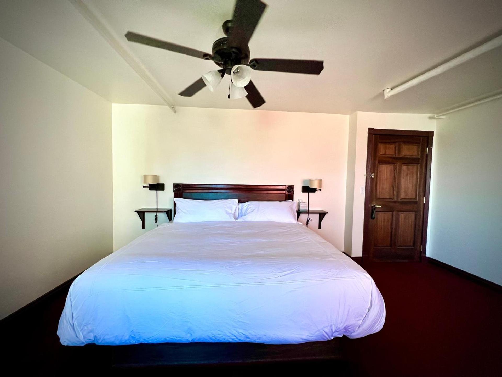 The Monarch Hotel photo 23