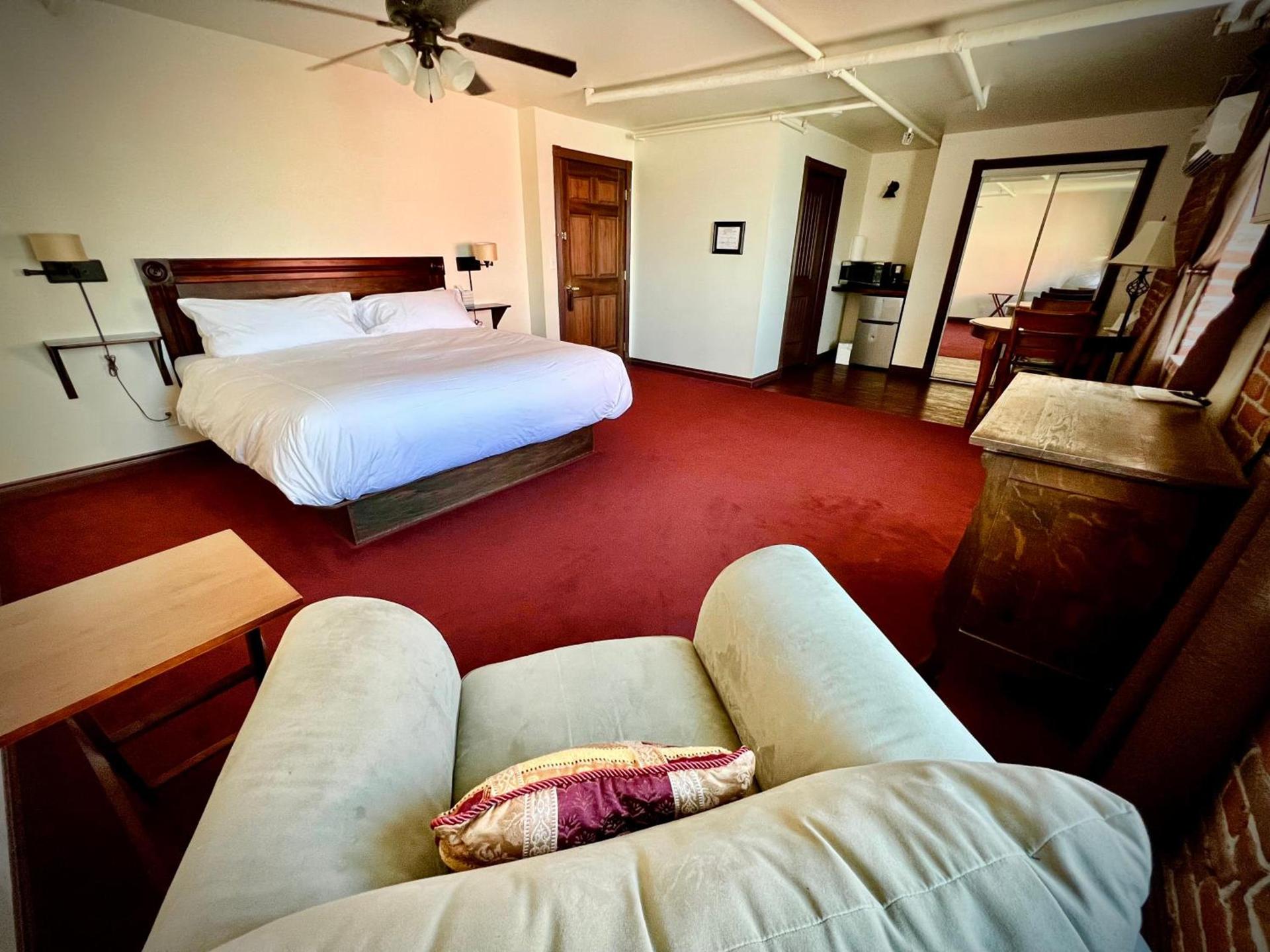 The Monarch Hotel photo 30