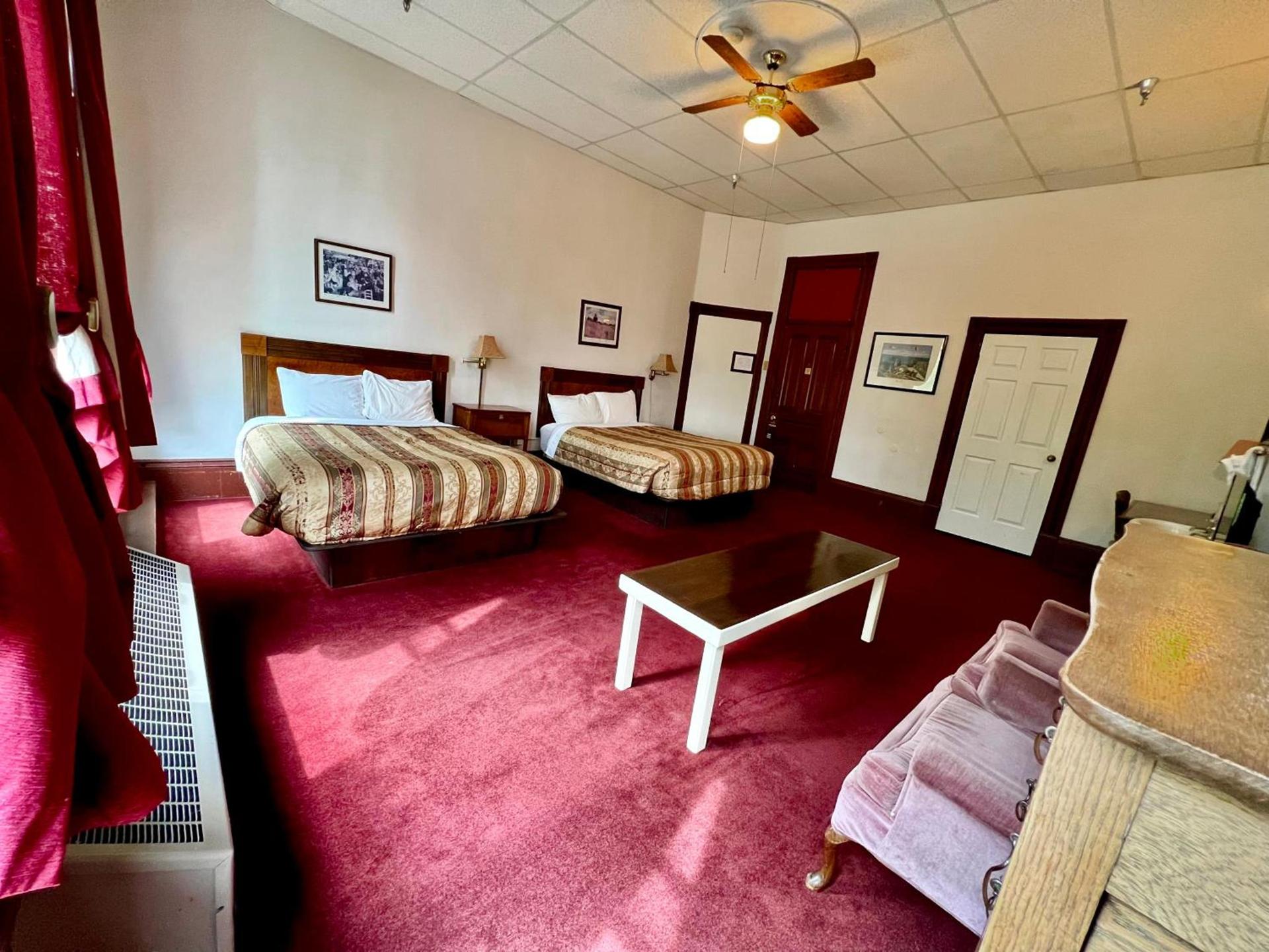 The Monarch Hotel photo 20