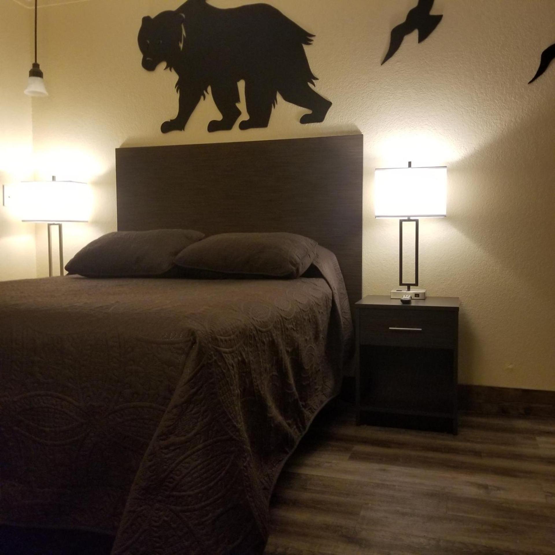 Frontier Lodge photo 18