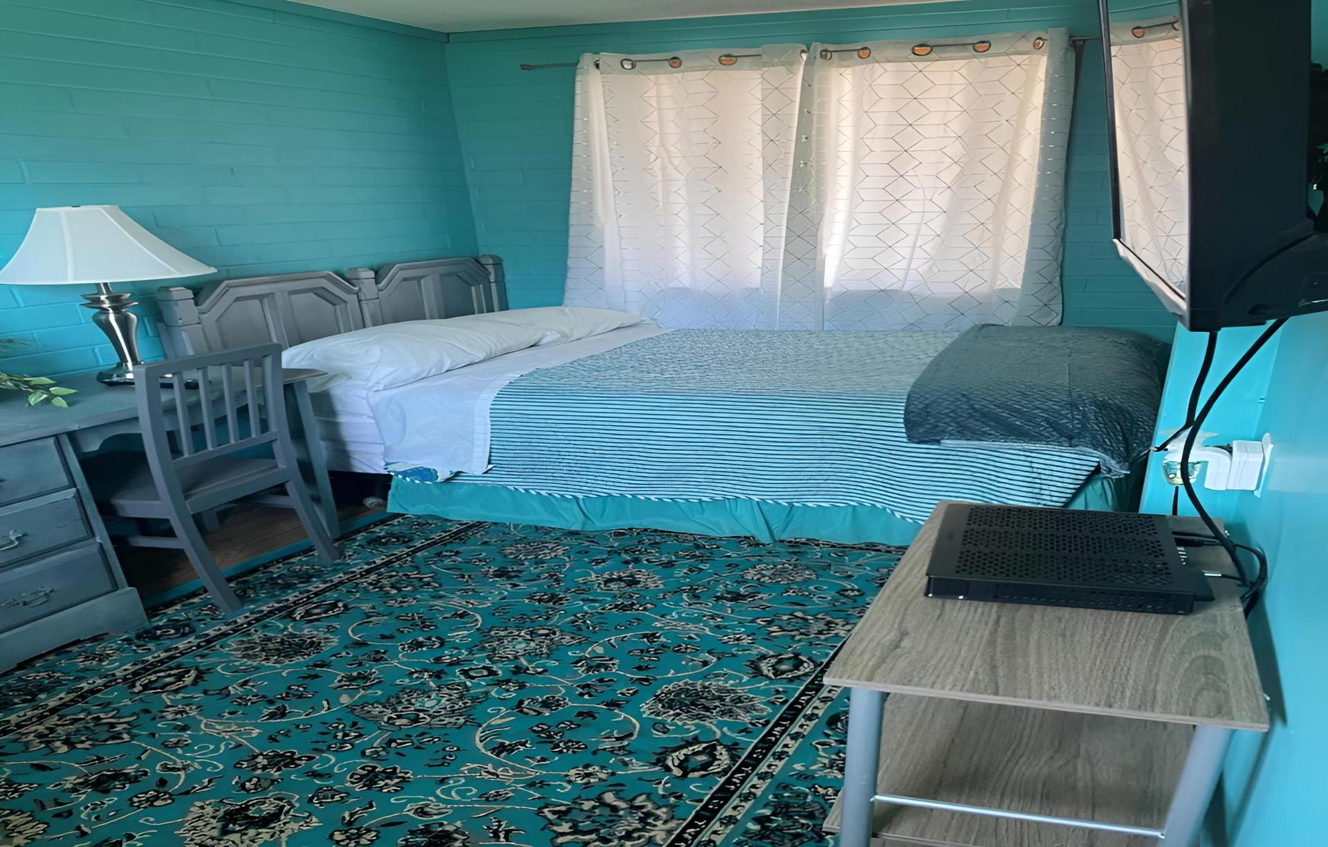 Lake Point Motel photo 34