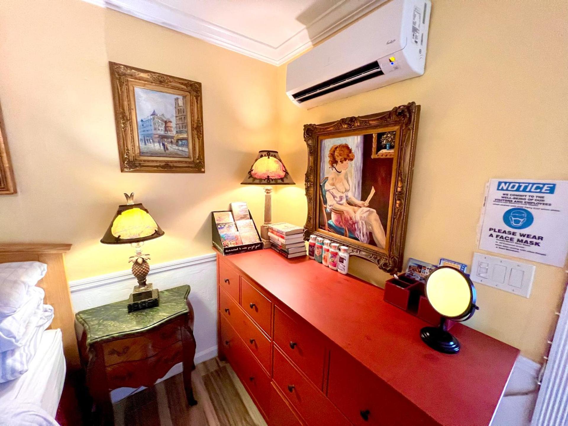 Villa Sinclair Beach Suites and Spa photo 1