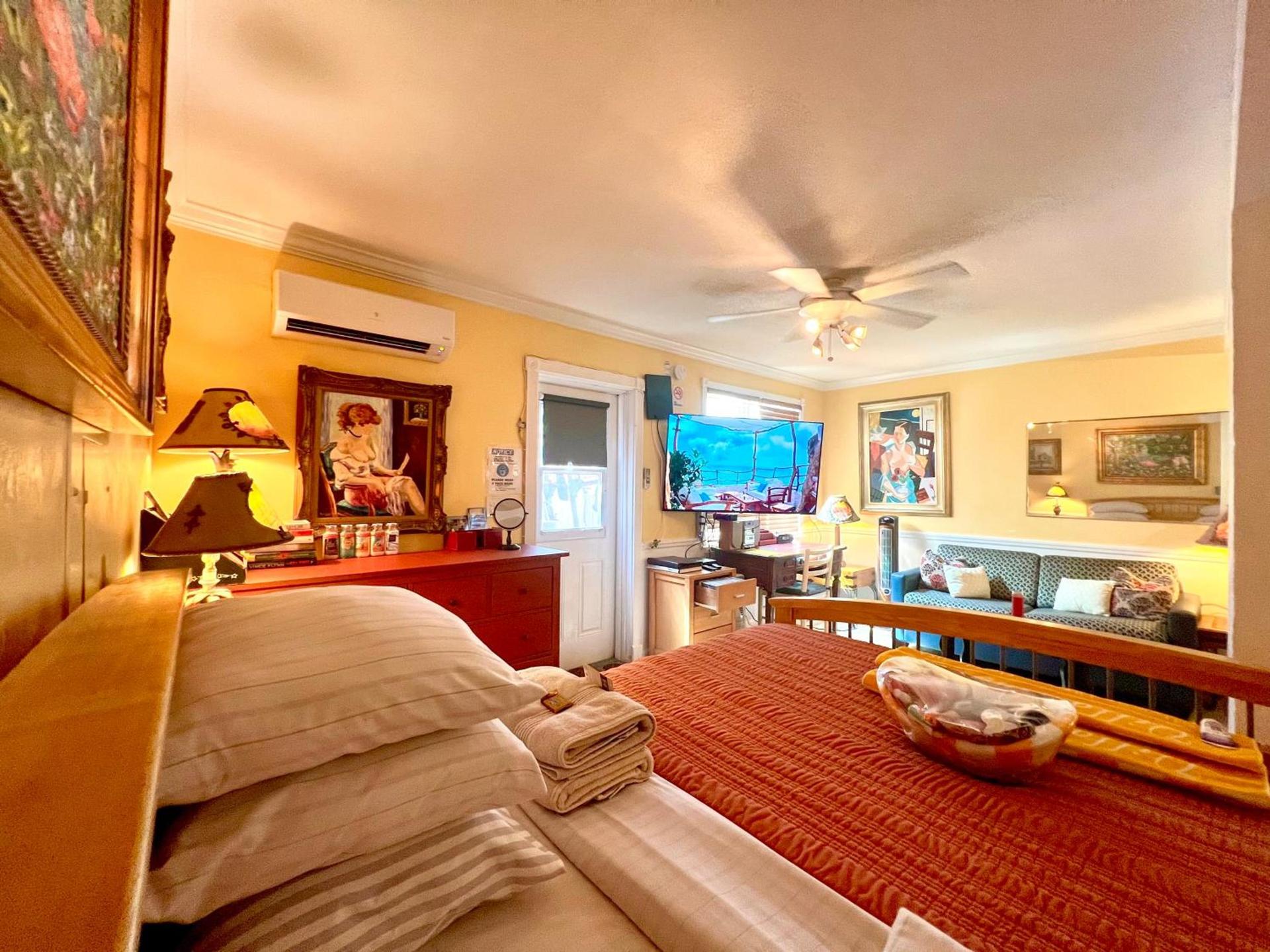 Villa Sinclair Beach Suites and Spa photo 23