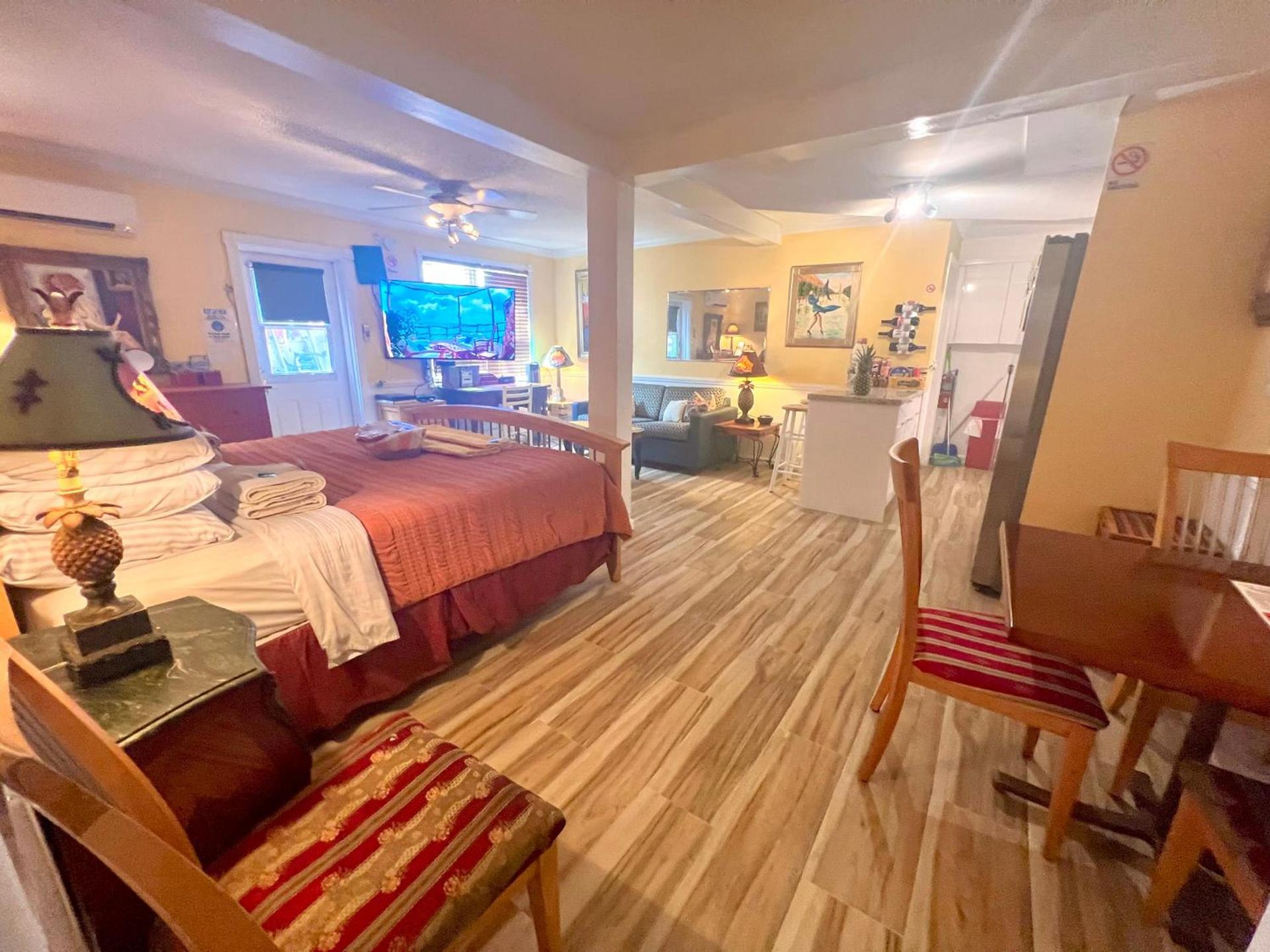 Villa Sinclair Beach Suites and Spa photo 17