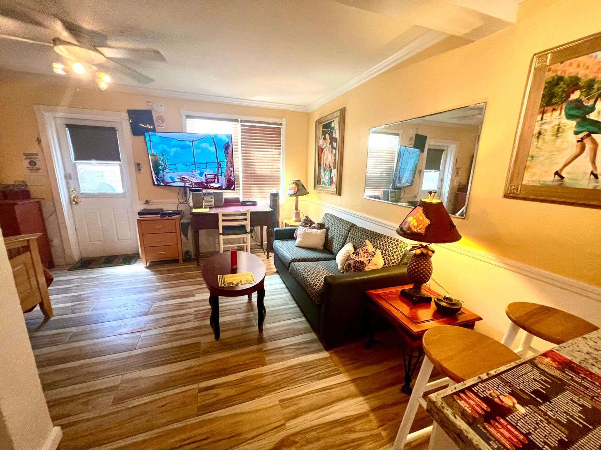 Villa Sinclair Beach Suites and Spa photo 25