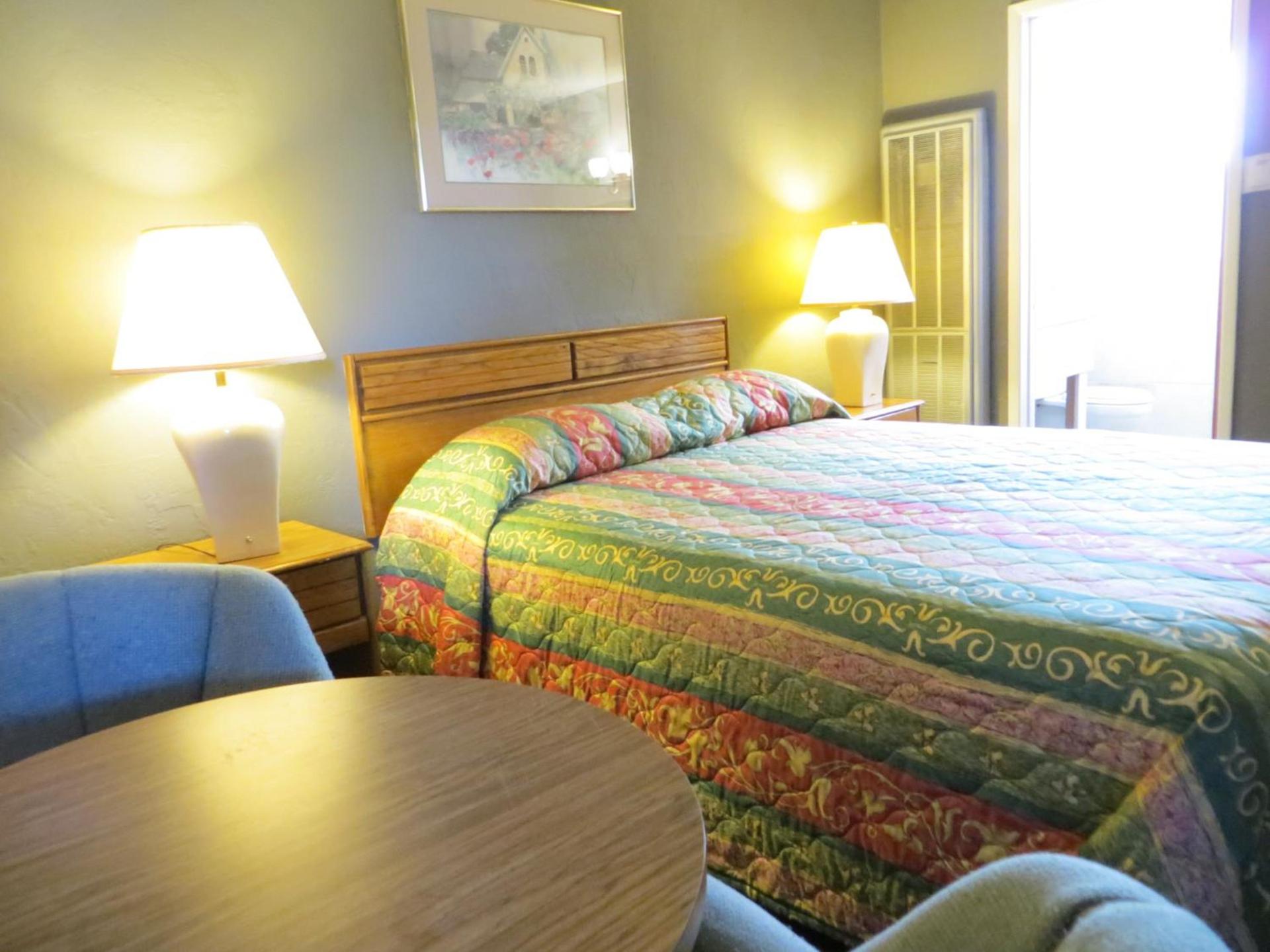 Capri Motel photo 5