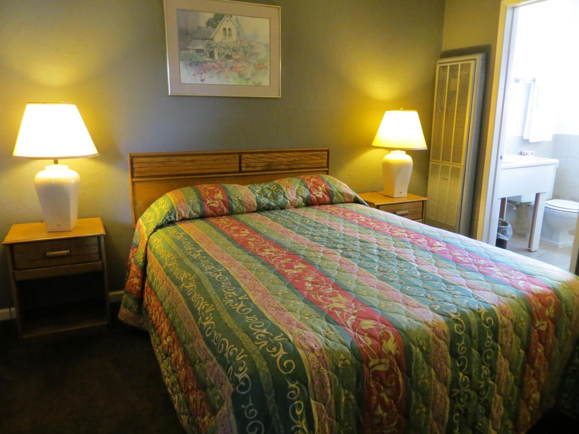 Capri Motel photo 12