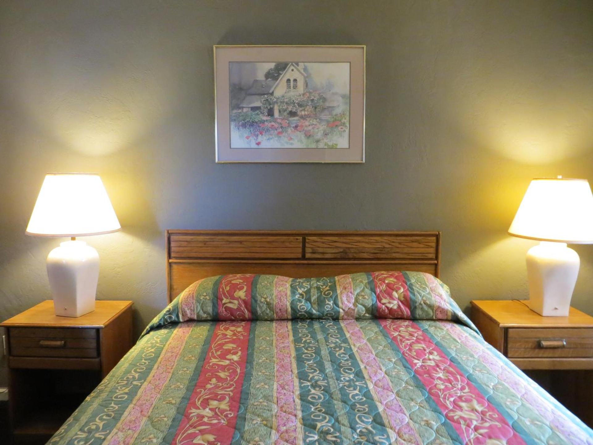 Capri Motel photo 10