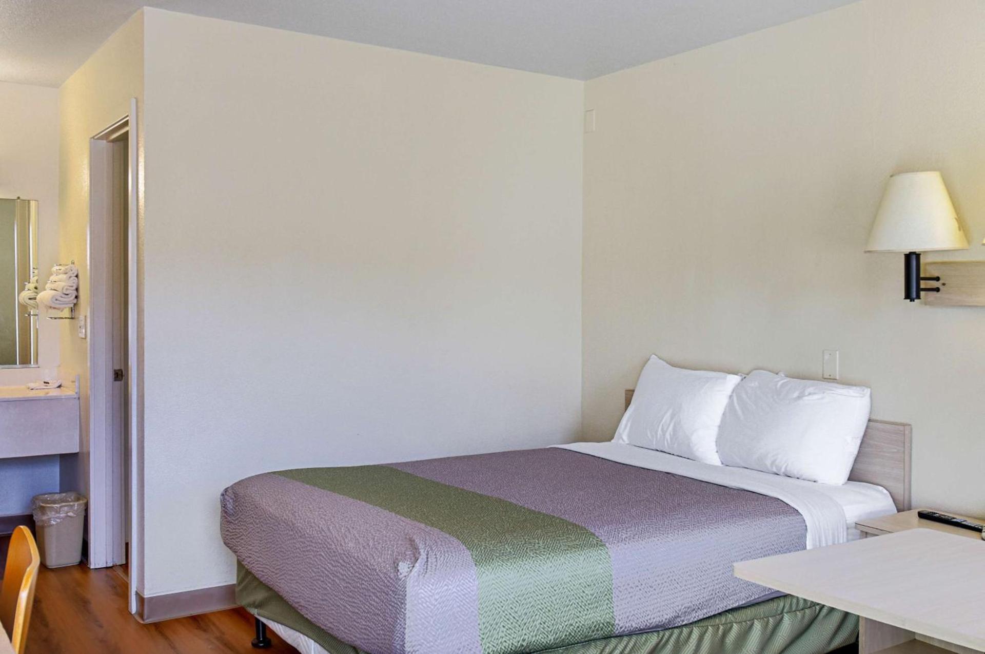 Motel 6-South Lake Tahoe, CA photo 9