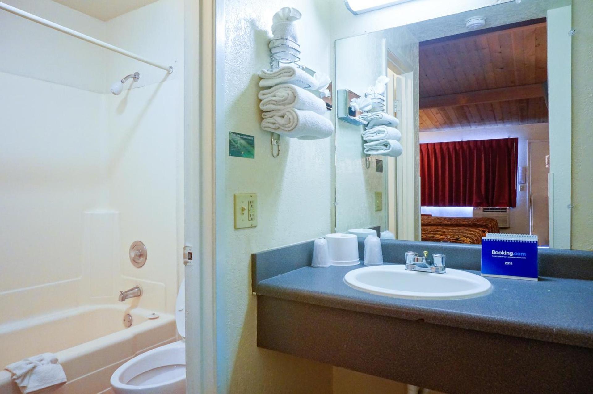 EZ 8 Motel San Jose I photo 16