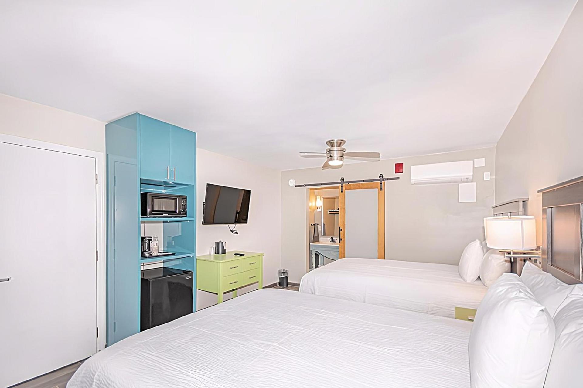 Seven Hills Suites I-10 photo 42