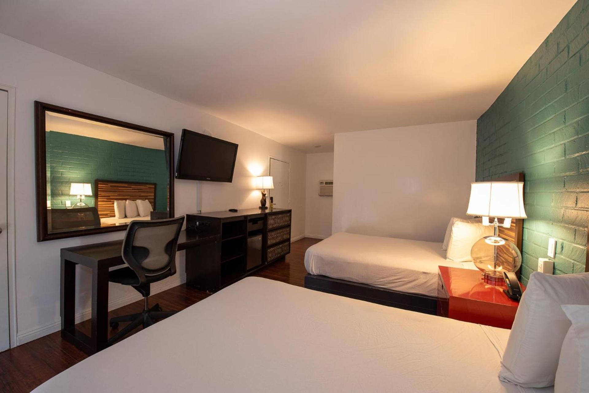 Hollywood Downtowner Inn photo 15