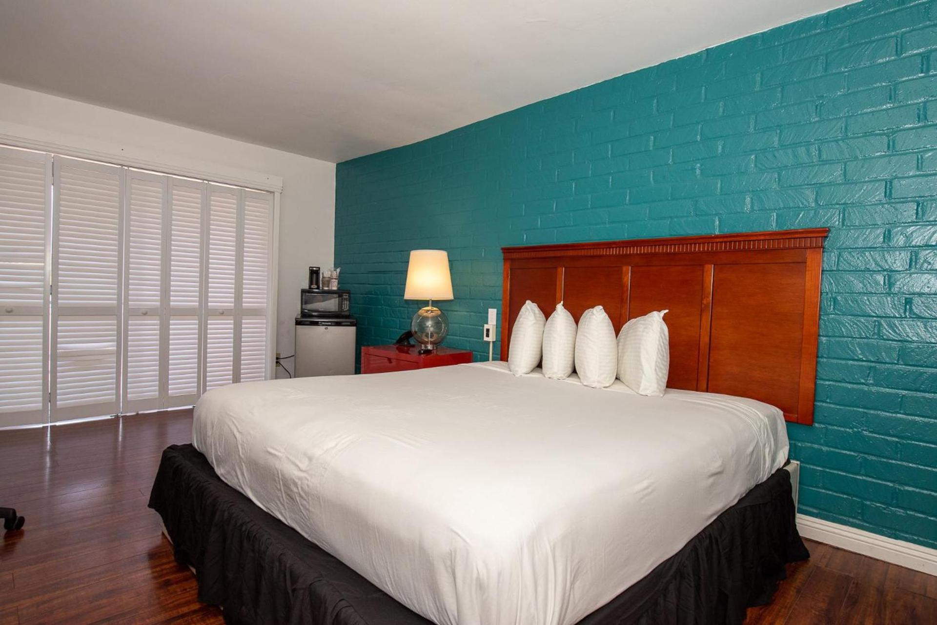 Hollywood Downtowner Inn photo 5