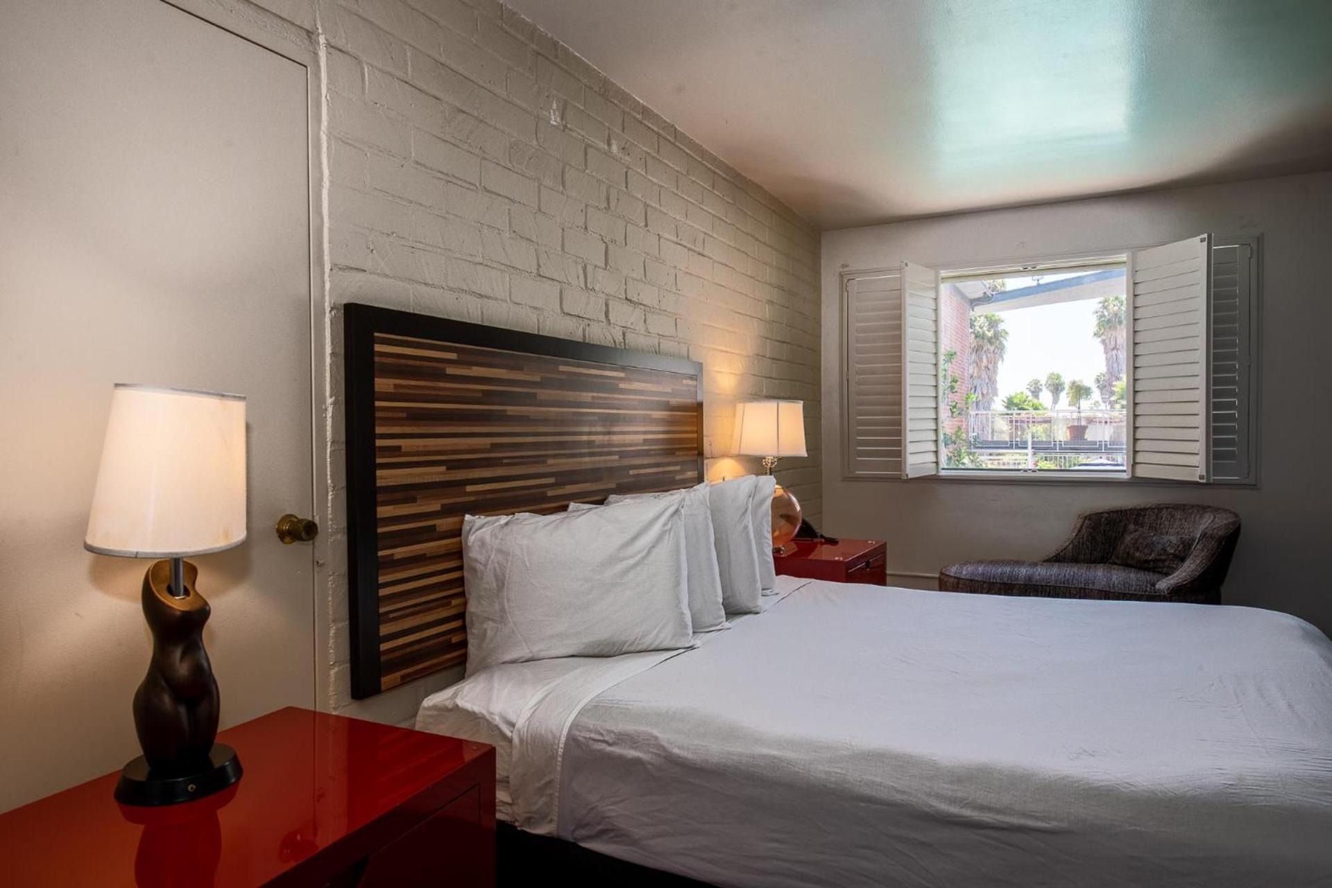 Hollywood Downtowner Inn photo 9