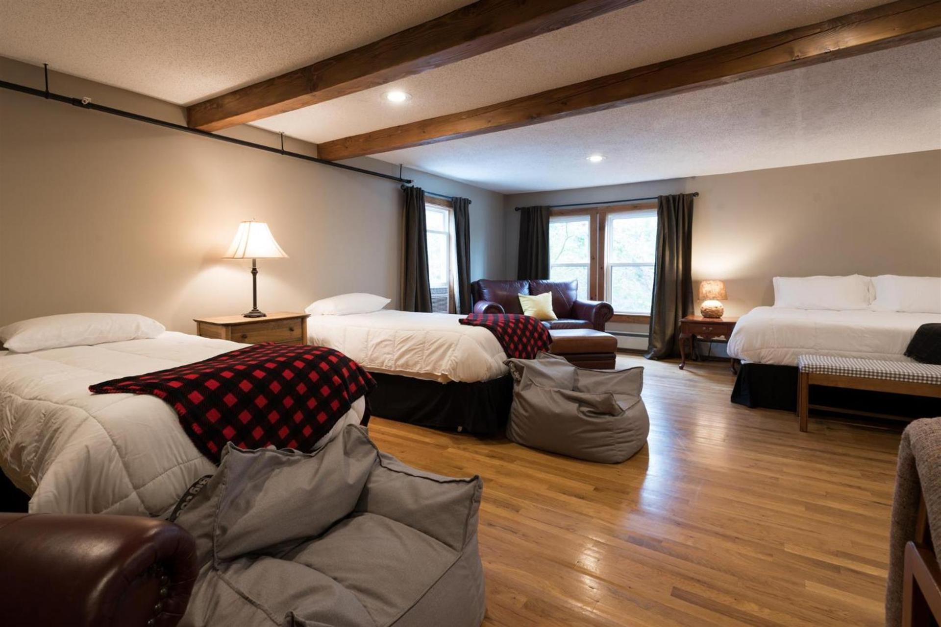 The Lodge at Pleasant Point photo 8