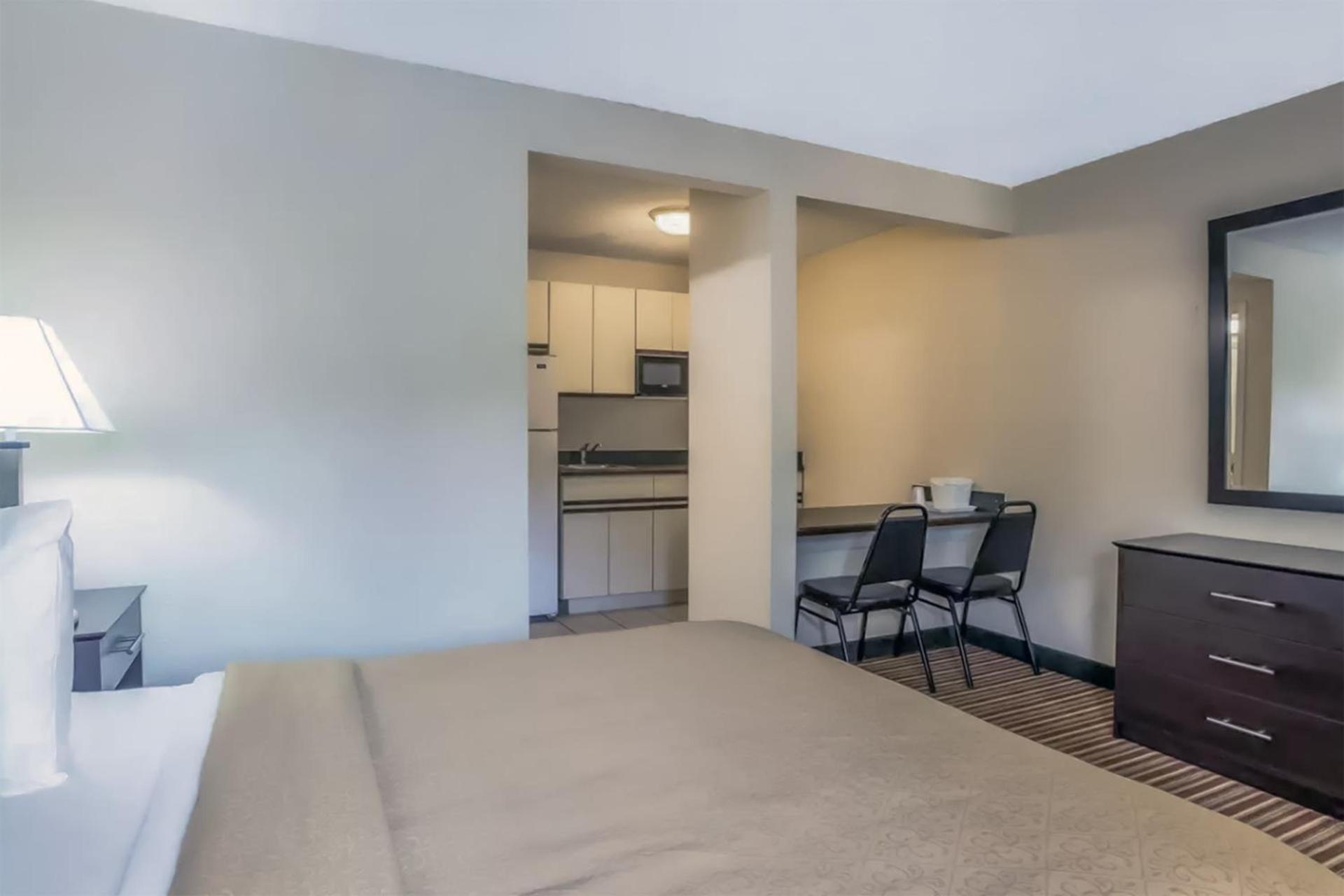 Suburban Studios photo 6
