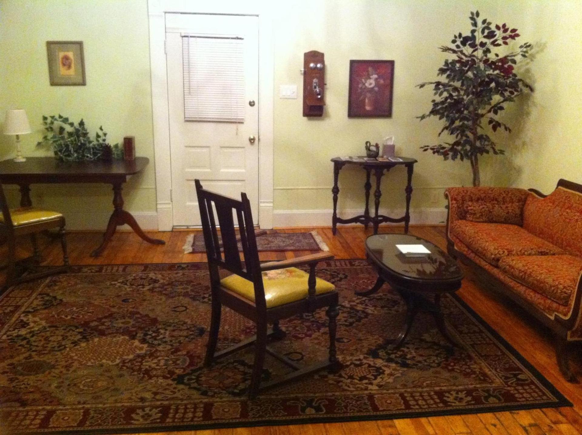 Brooks House Suites photo 6