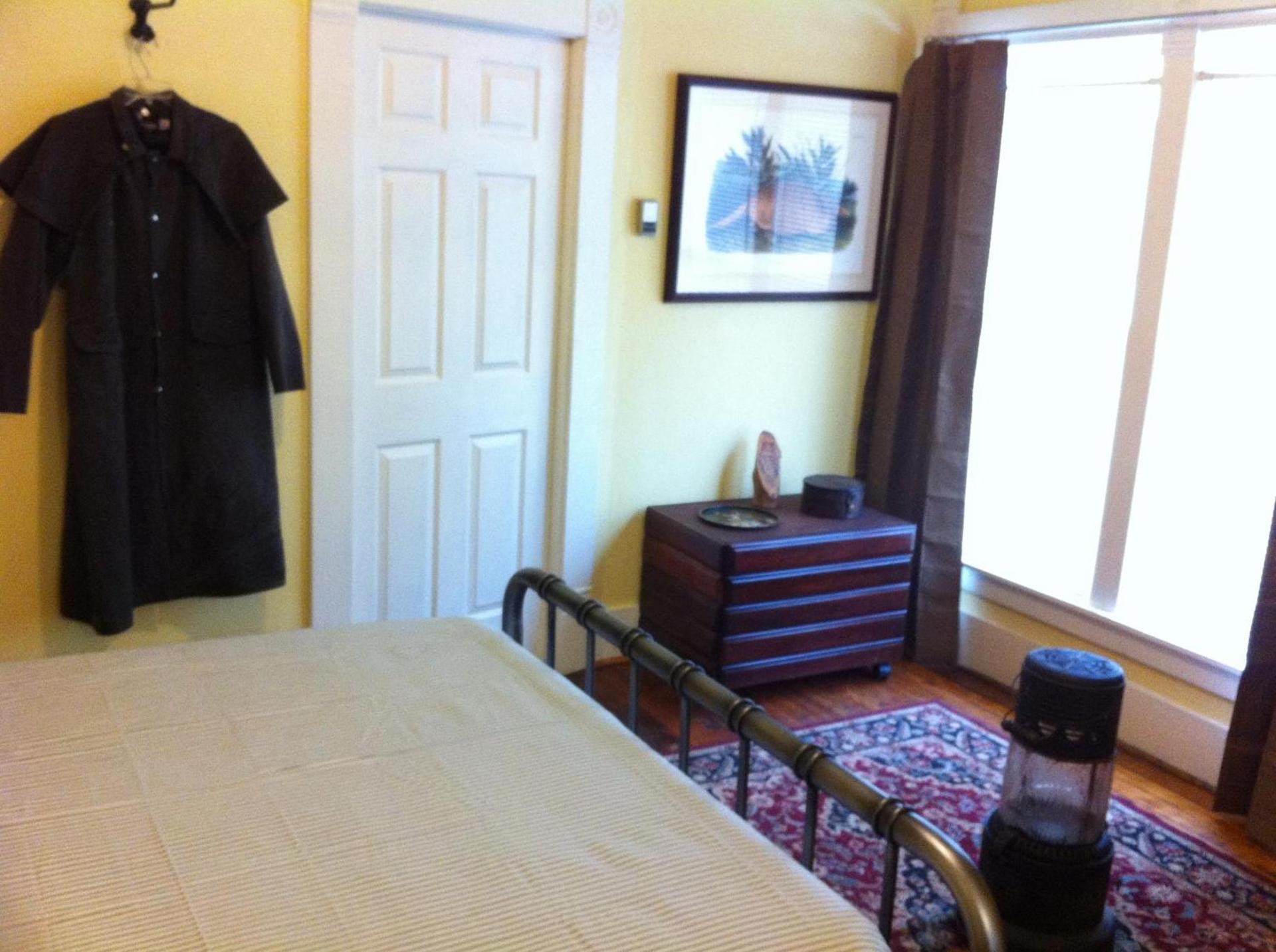 Brooks House Suites photo 2