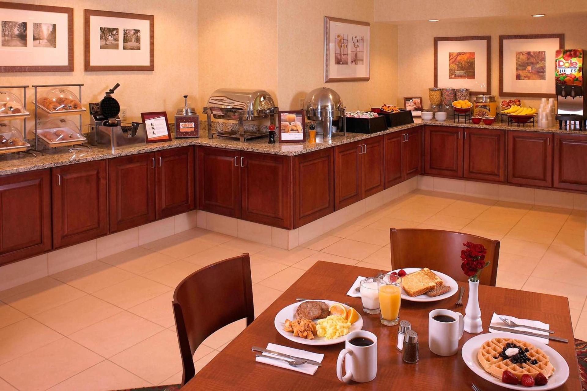 Residence Inn Kalamazoo East photo 6