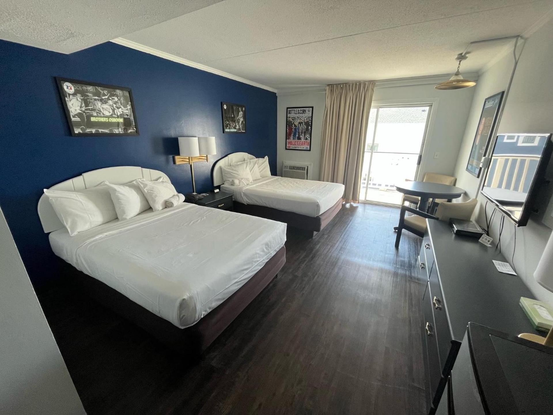 Hotel Dewey photo 3