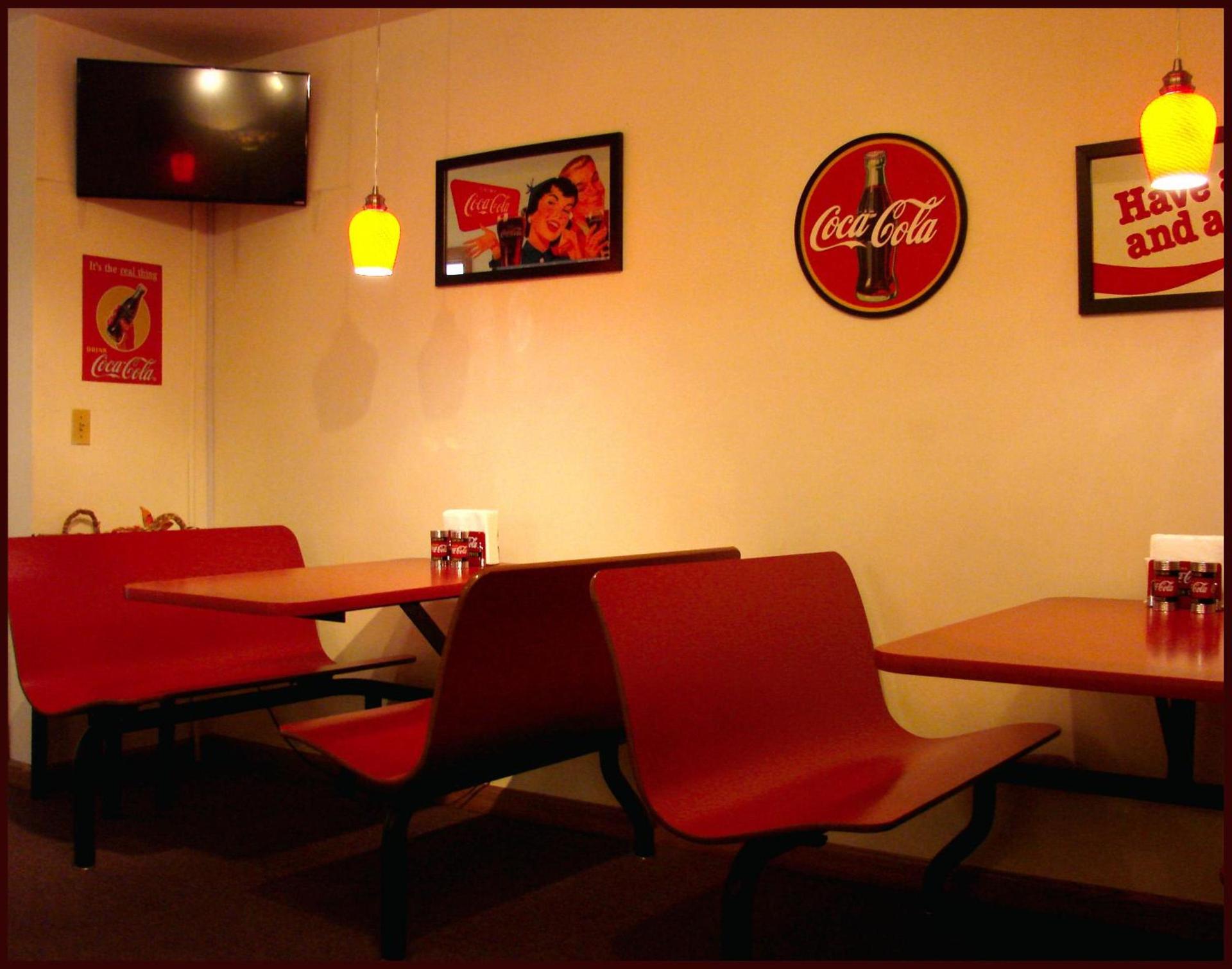 Centennial Motel photo 2