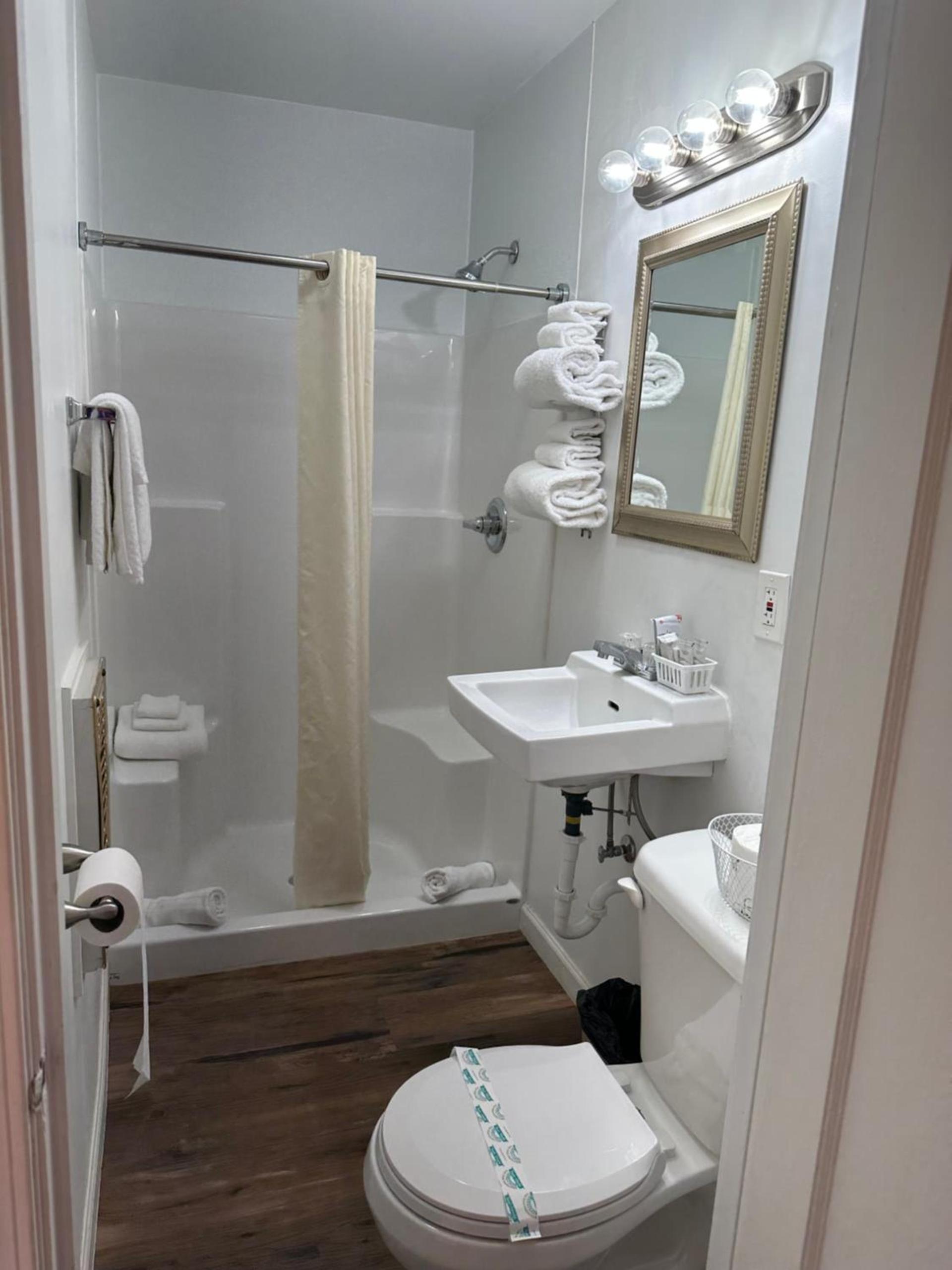 Myrtle Lane Inn photo 26