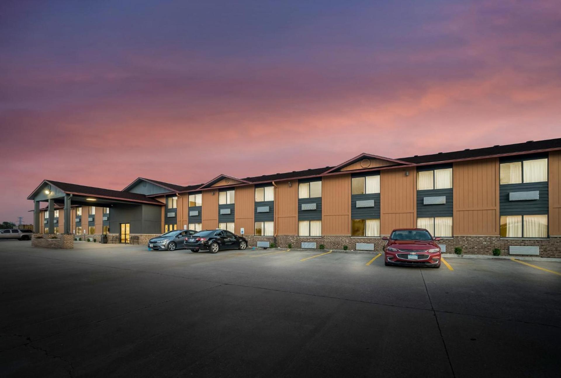Red Roof Inn Marston photo 6