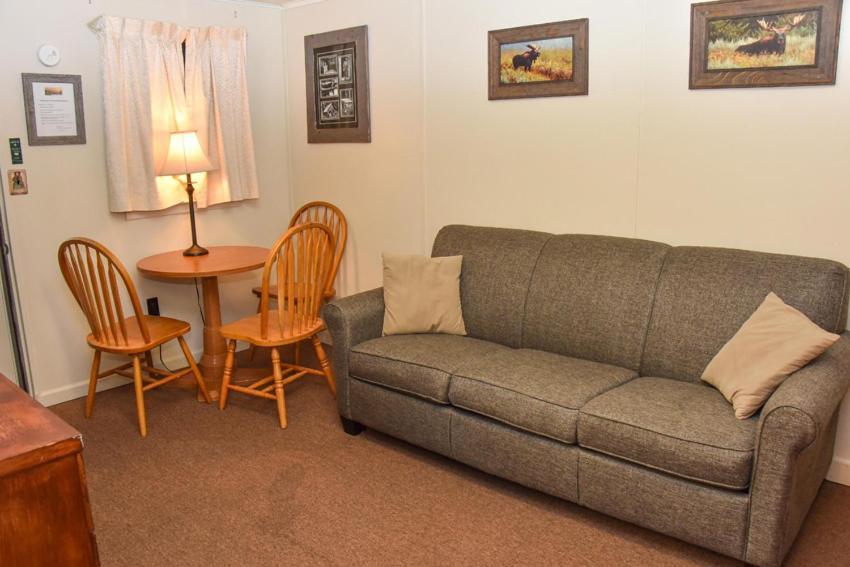 Adirondack Sunrise Lodge photo 88