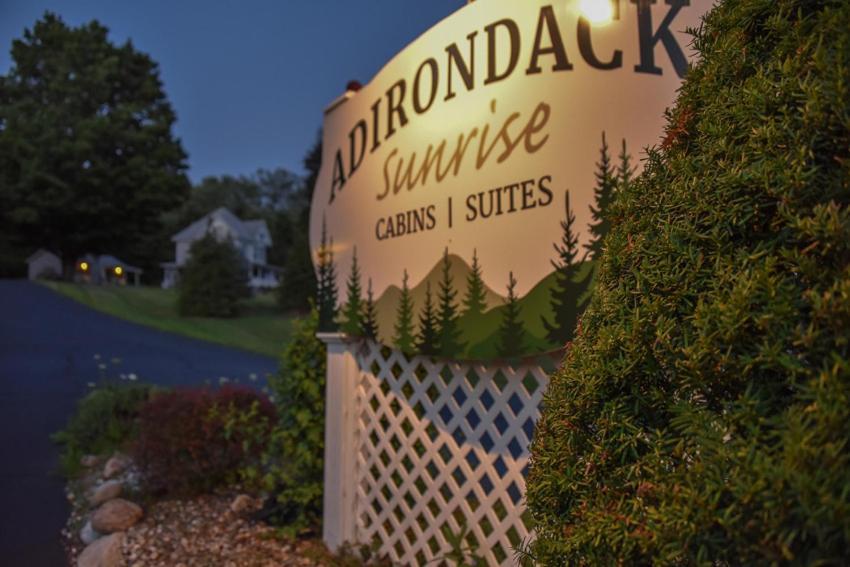 Adirondack Sunrise Lodge photo 11