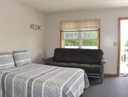 Adirondack Sunrise Lodge photo 61