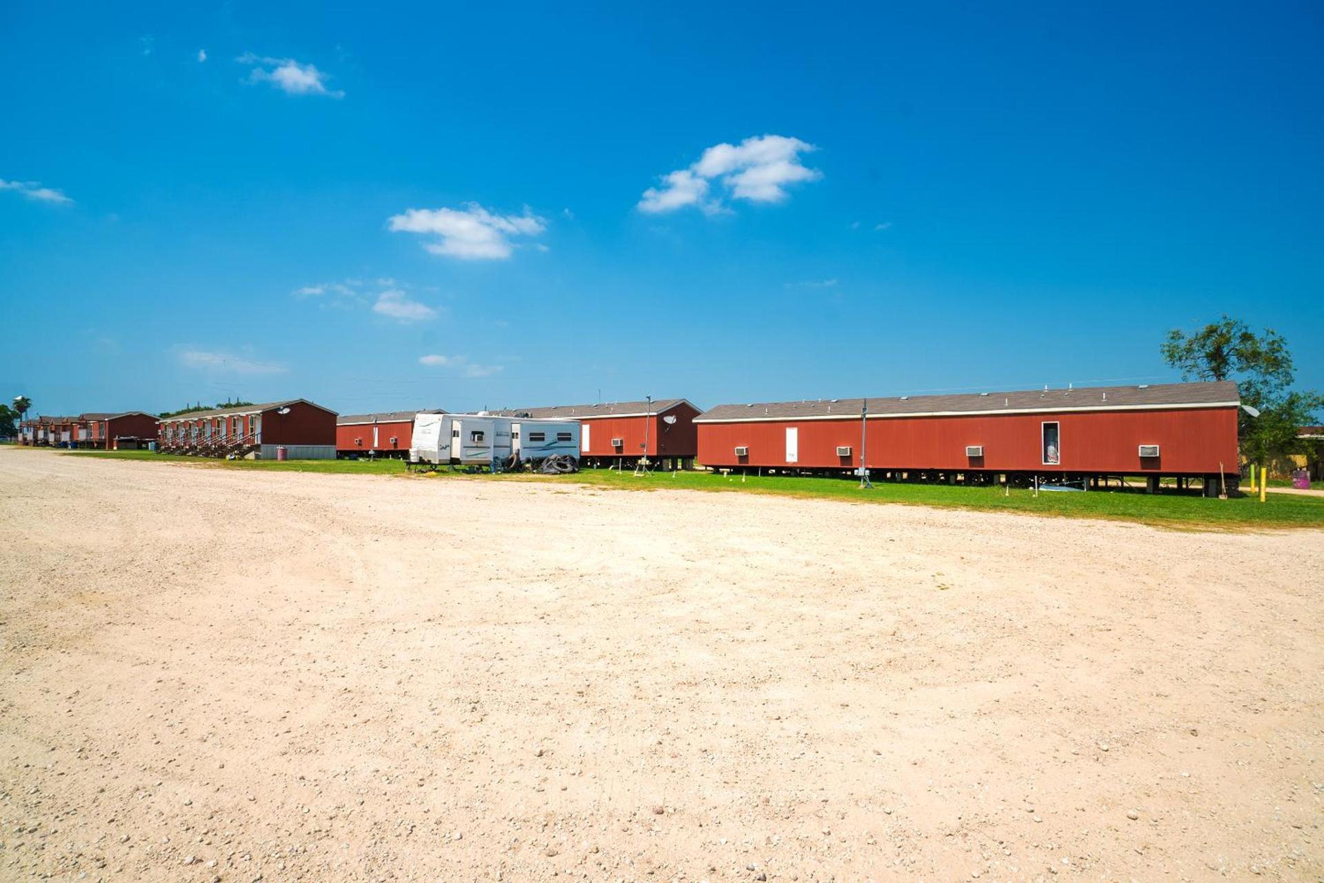 Grand Eagle Ford Lodge & RV Park Nixon By OYO photo 25