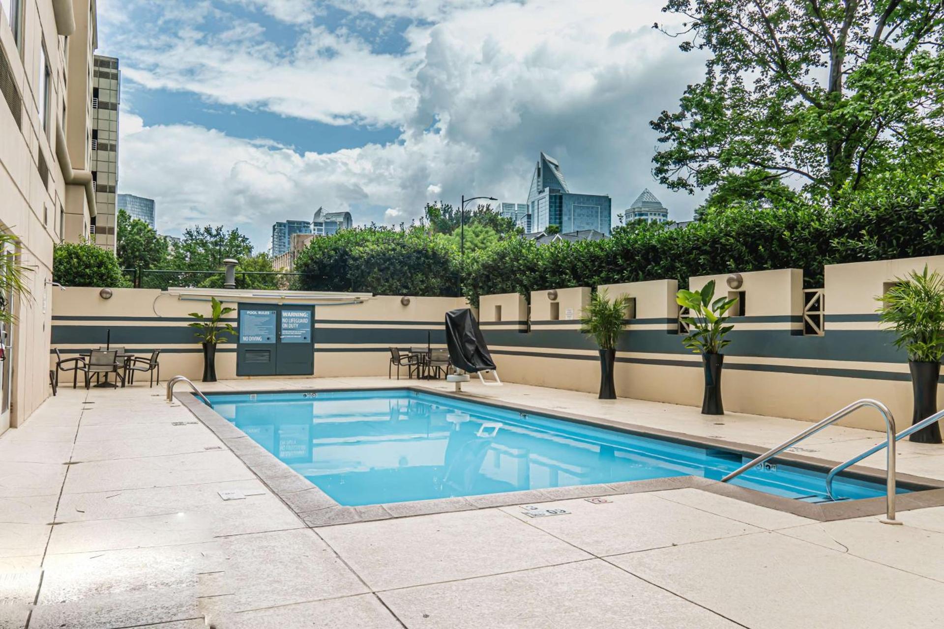Doubletree by Hilton Charlotte Uptown photo 20