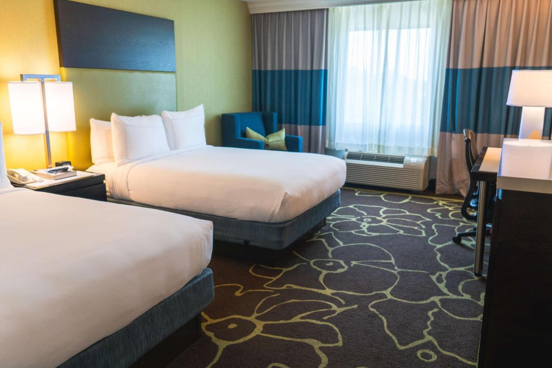 Doubletree by Hilton Charlotte Uptown photo 23