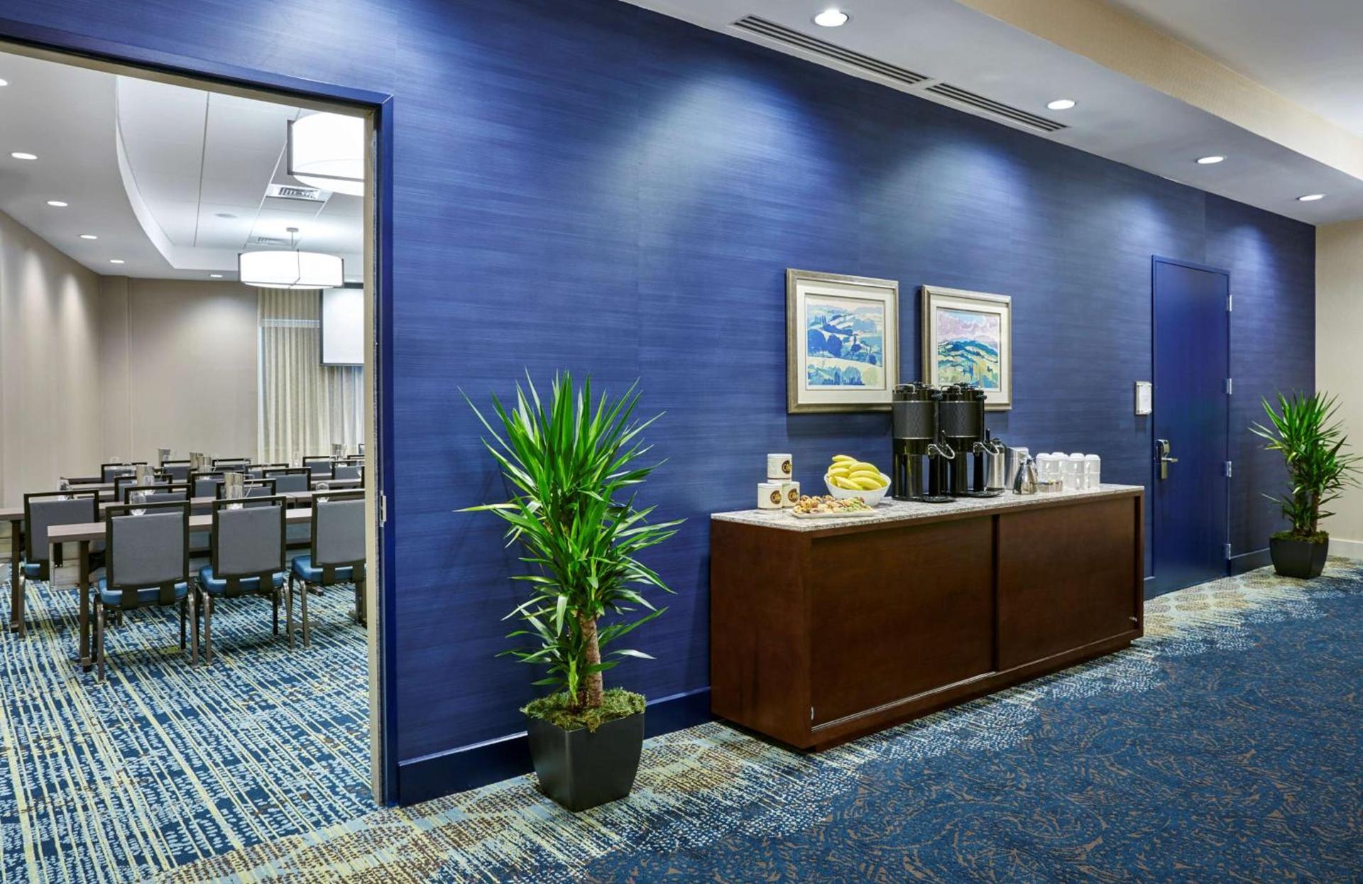 Doubletree by Hilton Charlotte Uptown photo 14