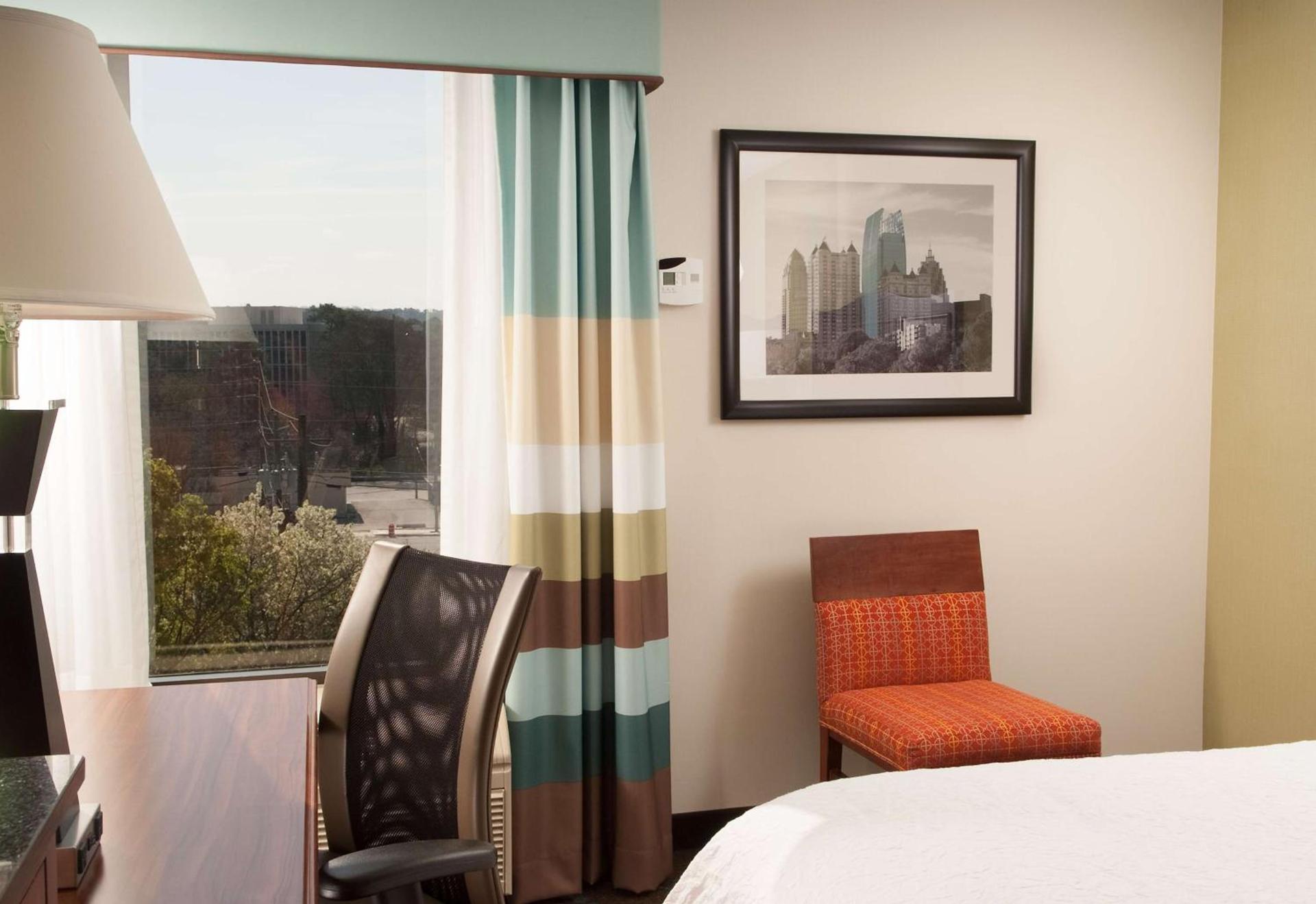 Hampton Inn Atlanta-North Druid Hills photo 30