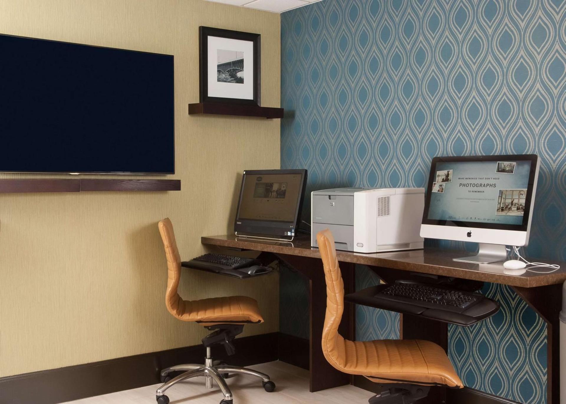 Hampton Inn Atlanta-North Druid Hills photo 37