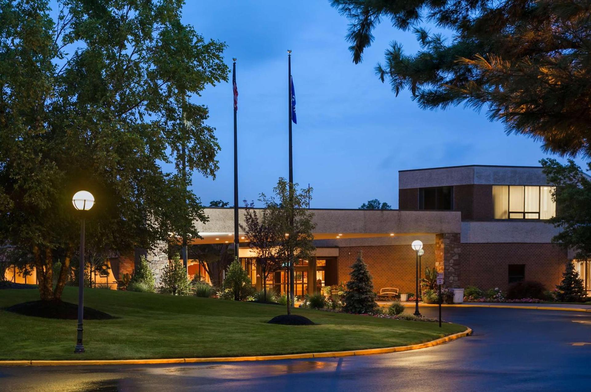 Hilton Woodcliff Lake photo 1