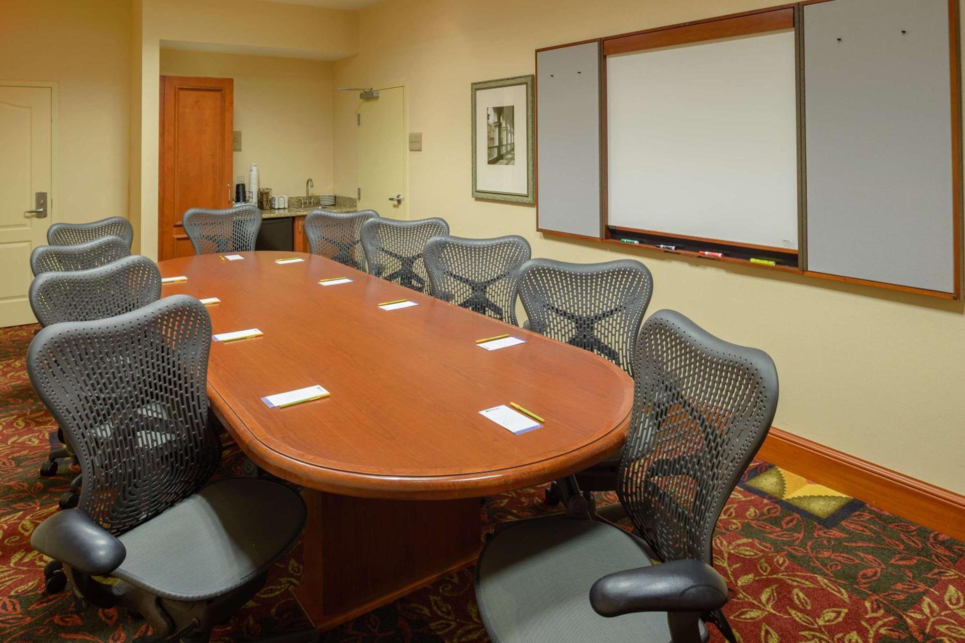 Hilton Garden Inn Joplin photo 16