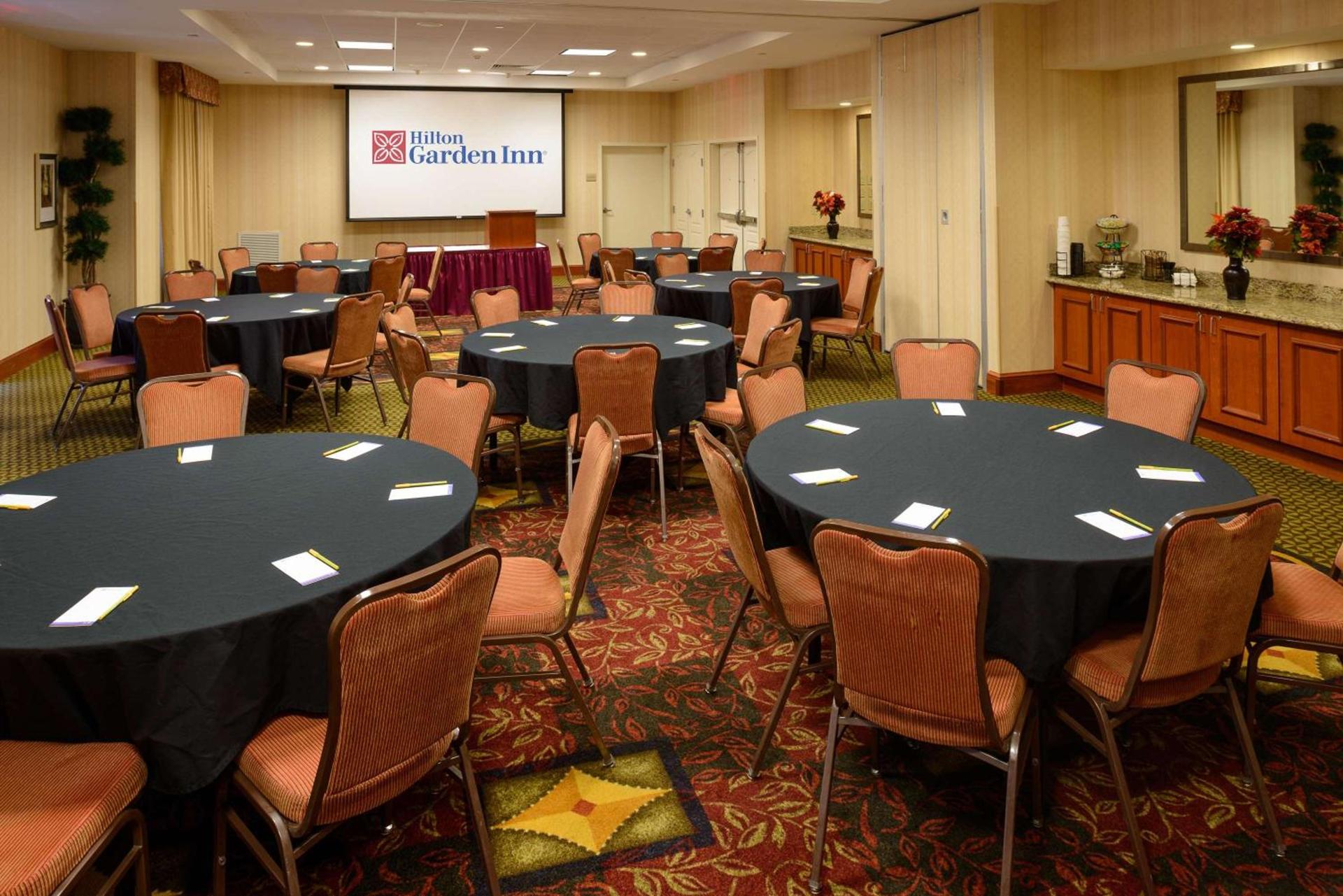 Hilton Garden Inn Joplin photo 17