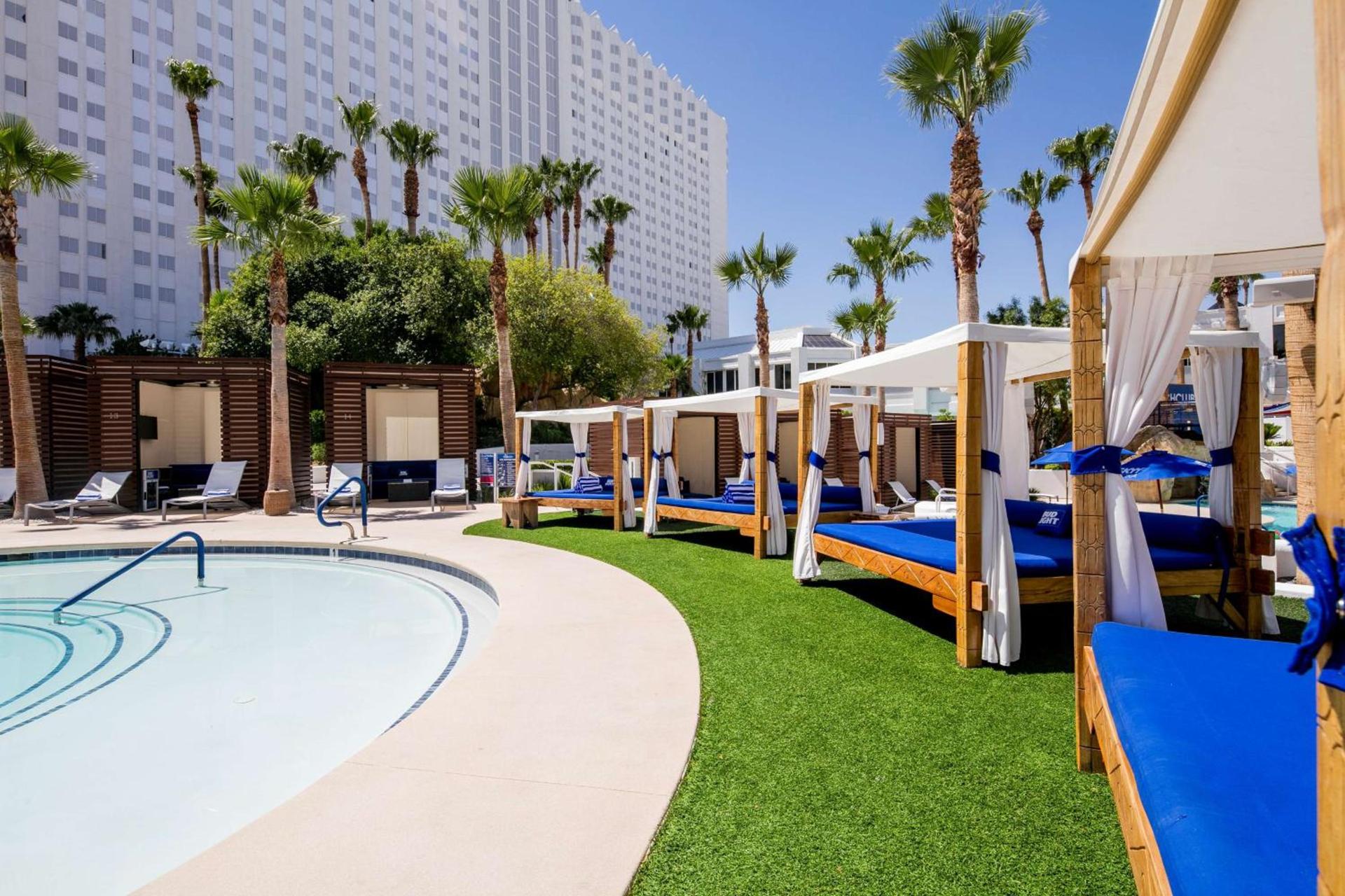Tropicana Las Vegas a DoubleTree by Hilton Resort & Casino - Free Parking photo 36