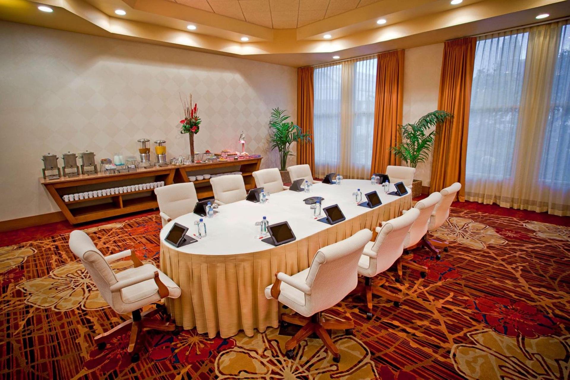Tropicana Las Vegas a DoubleTree by Hilton Resort & Casino - Free Parking photo 26