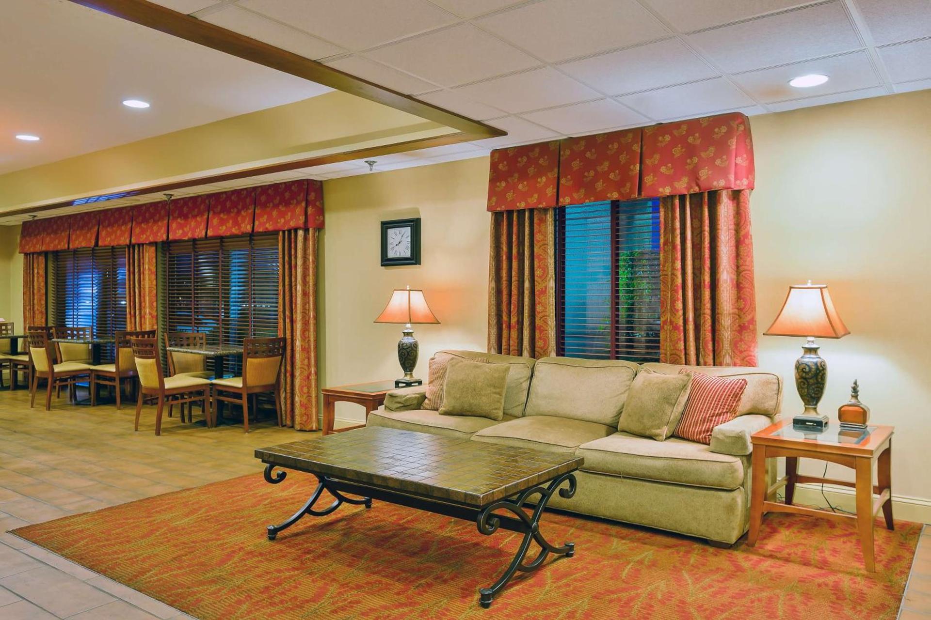 Hampton Inn Marion photo 9