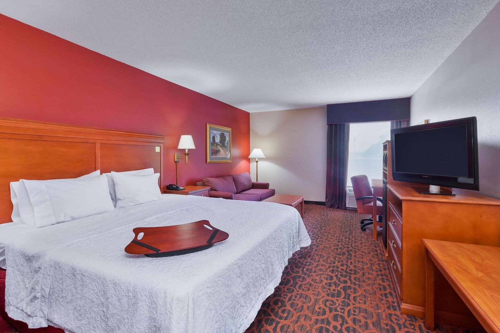 Hampton Inn Marion photo 7