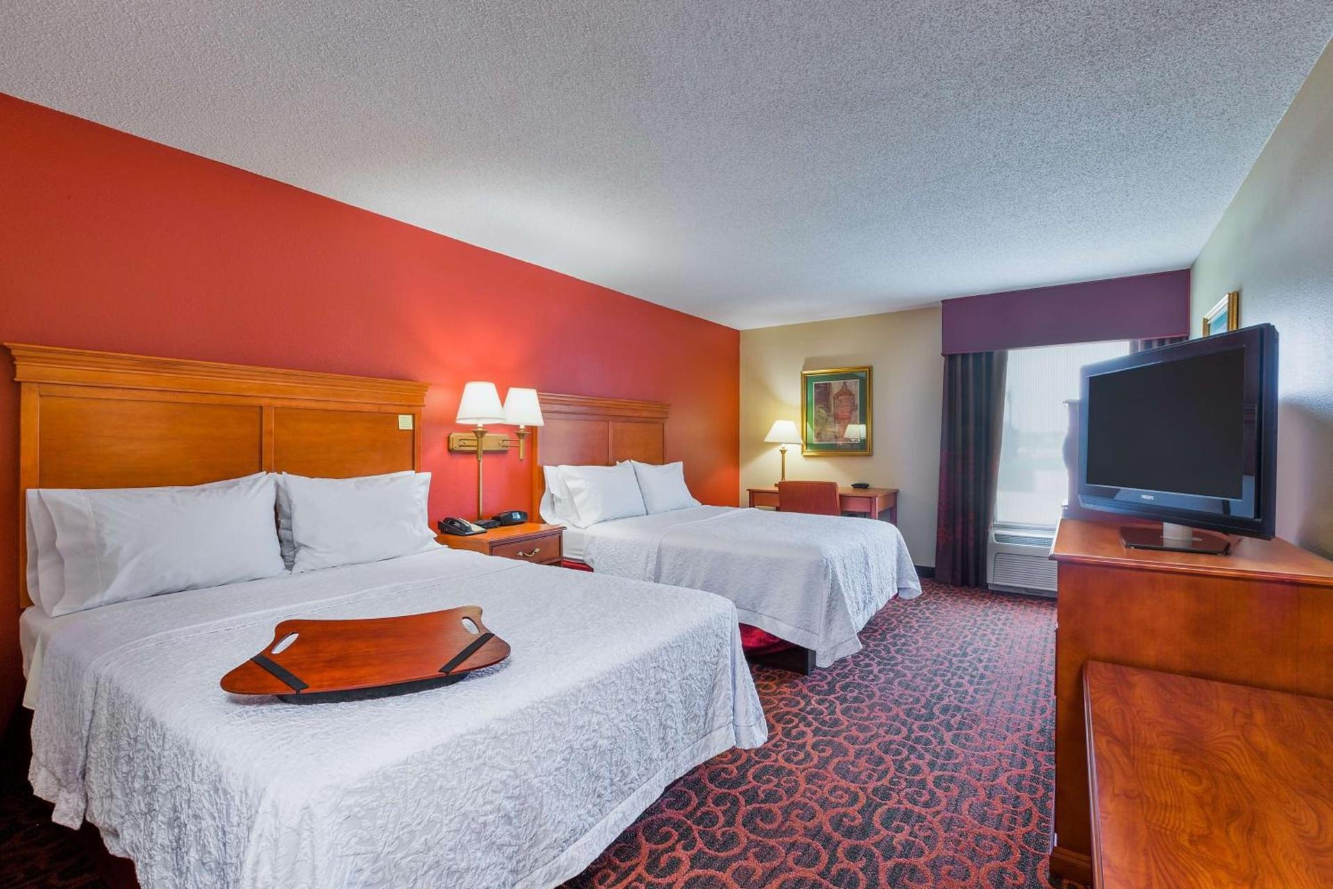 Hampton Inn Marion photo 6