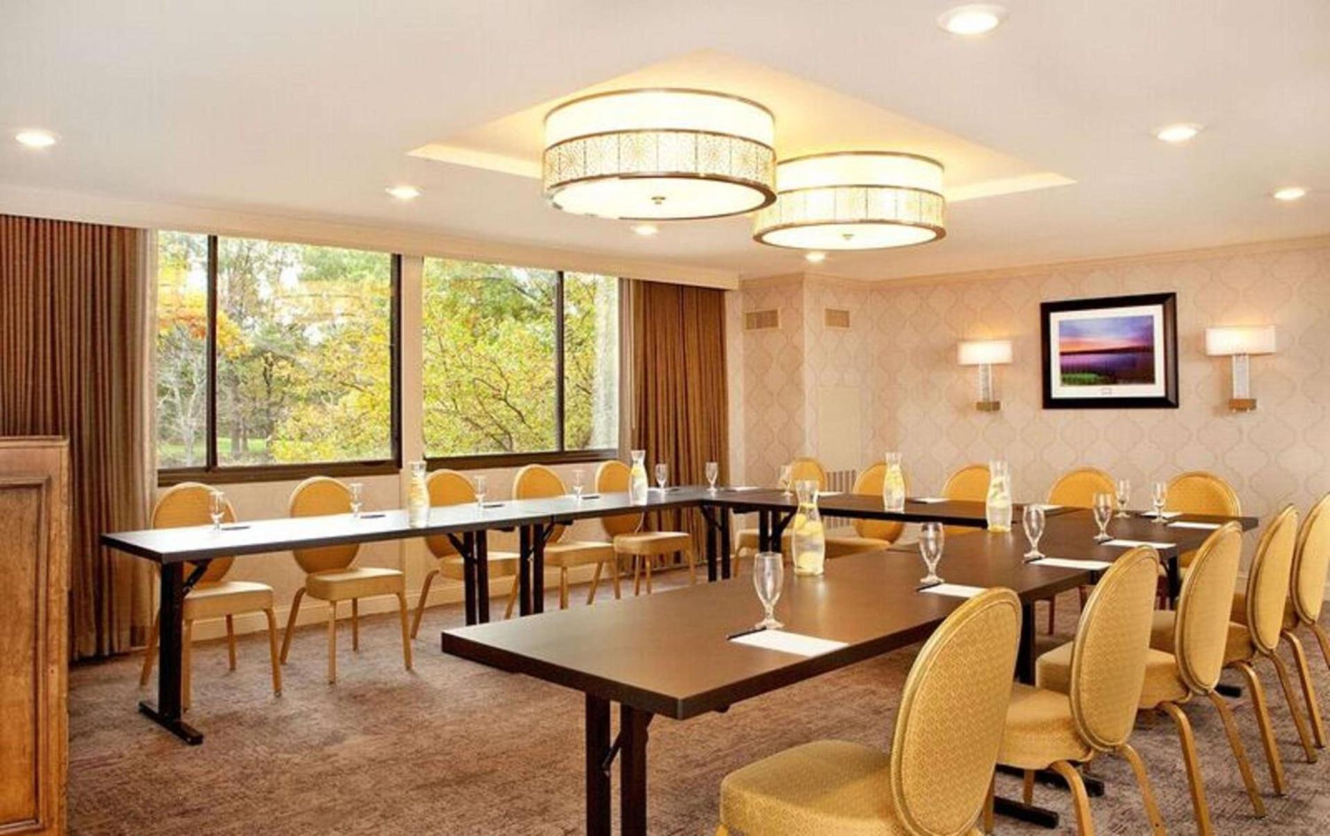 Hilton Woodcliff Lake photo 22