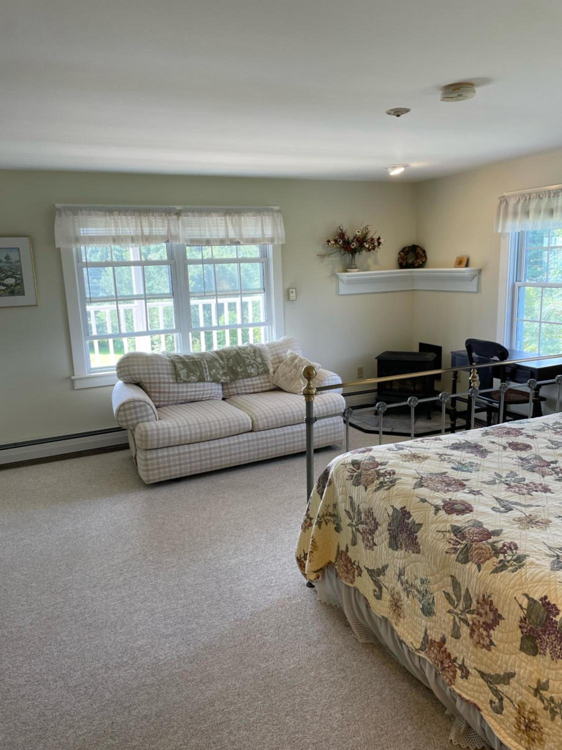 Cooper Hill Inn photo 4