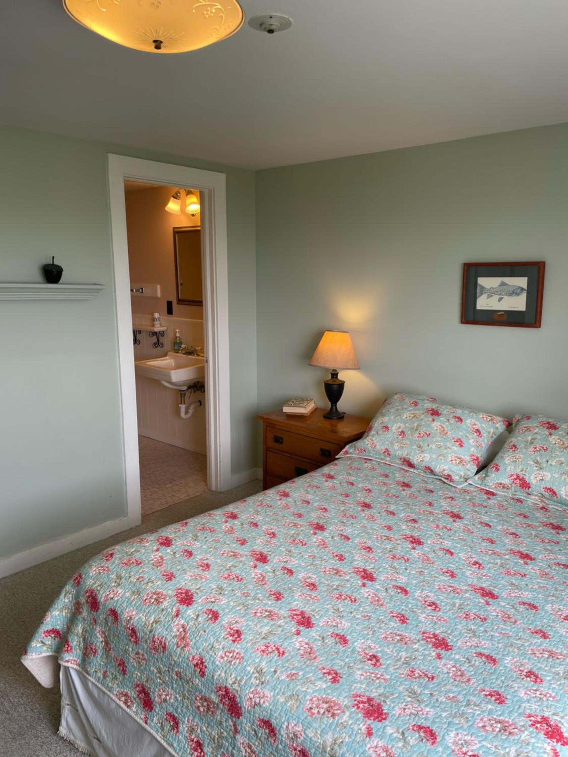 Cooper Hill Inn photo 6
