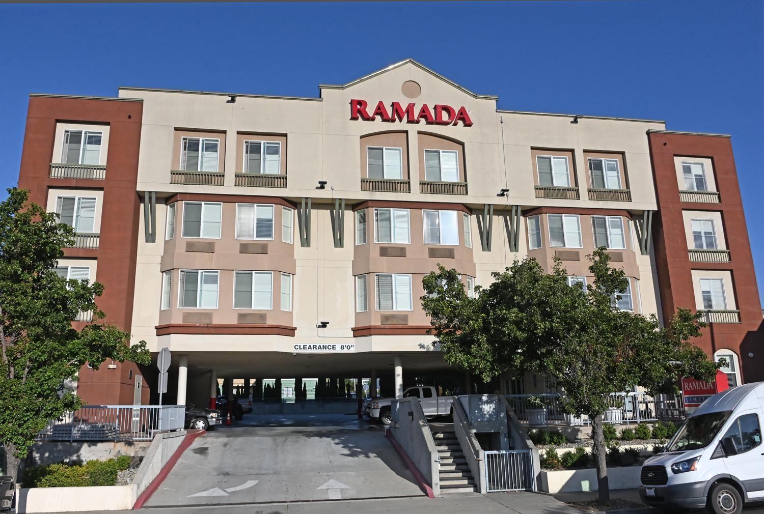 Ramada Limited and Suites San Francisco Airport photo 2