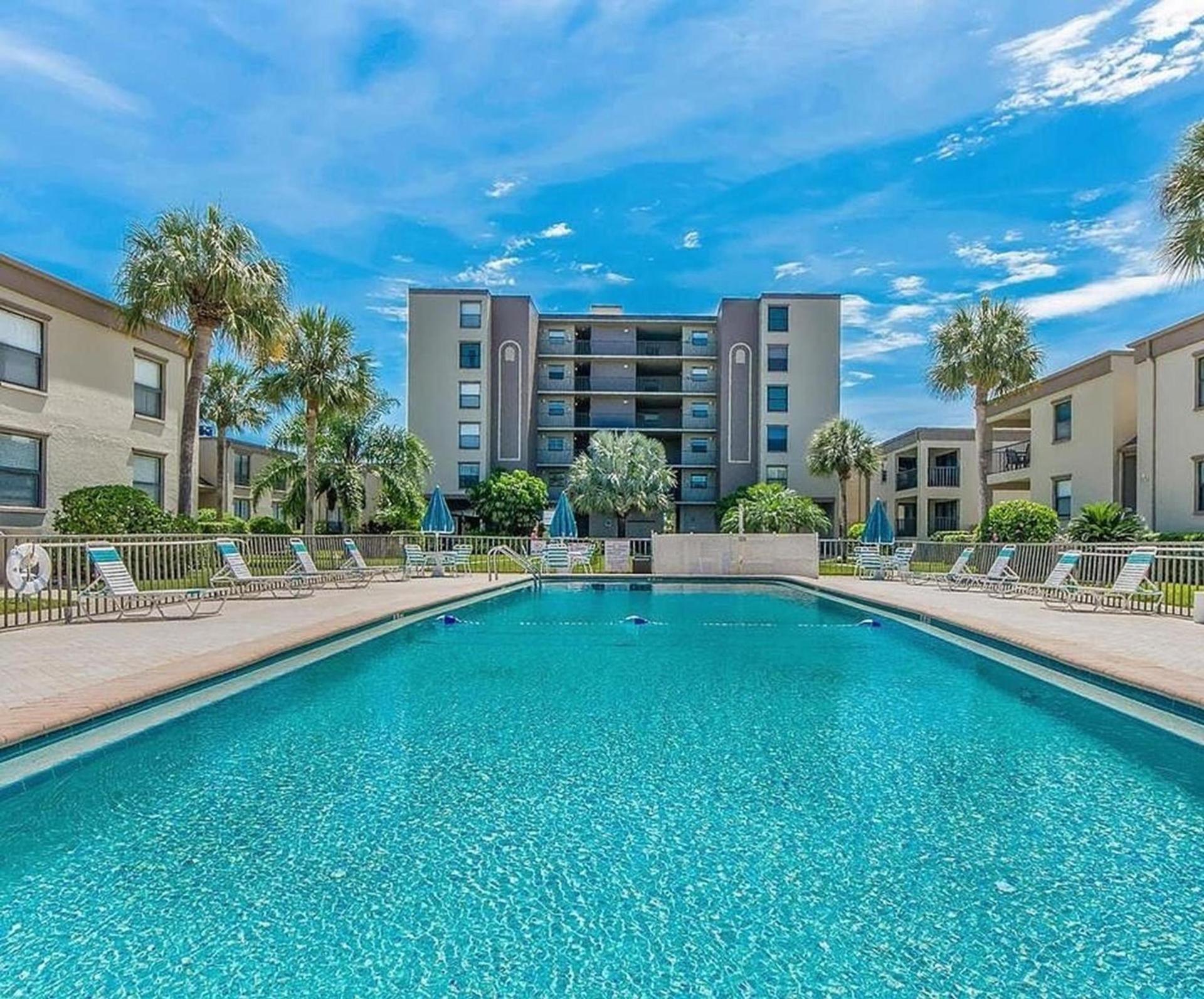 Sea Club Resort Rentals photo 1