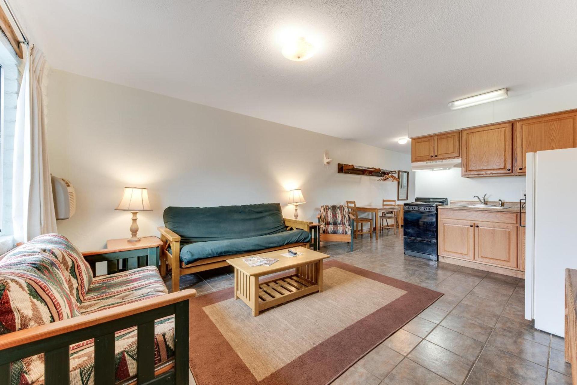 Dolores Mountain Inn photo 10